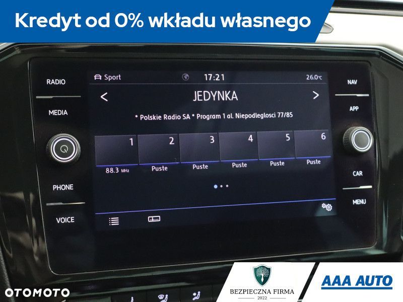 Volkswagen Passat - 14