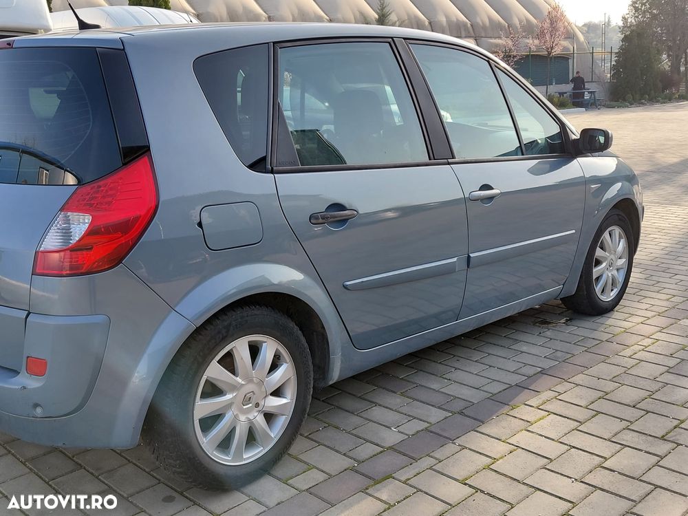 Renault Scenic - 7
