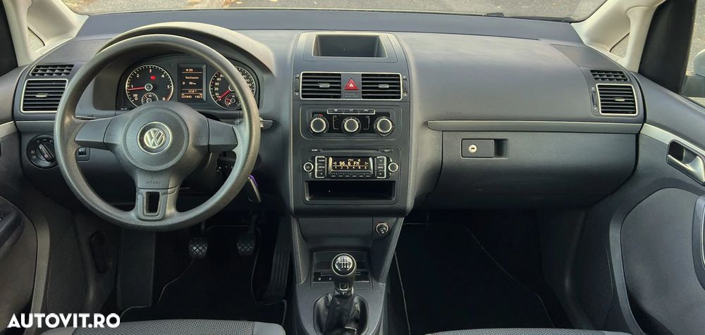 Volkswagen Touran 1.6 TDI Comfortline - 8