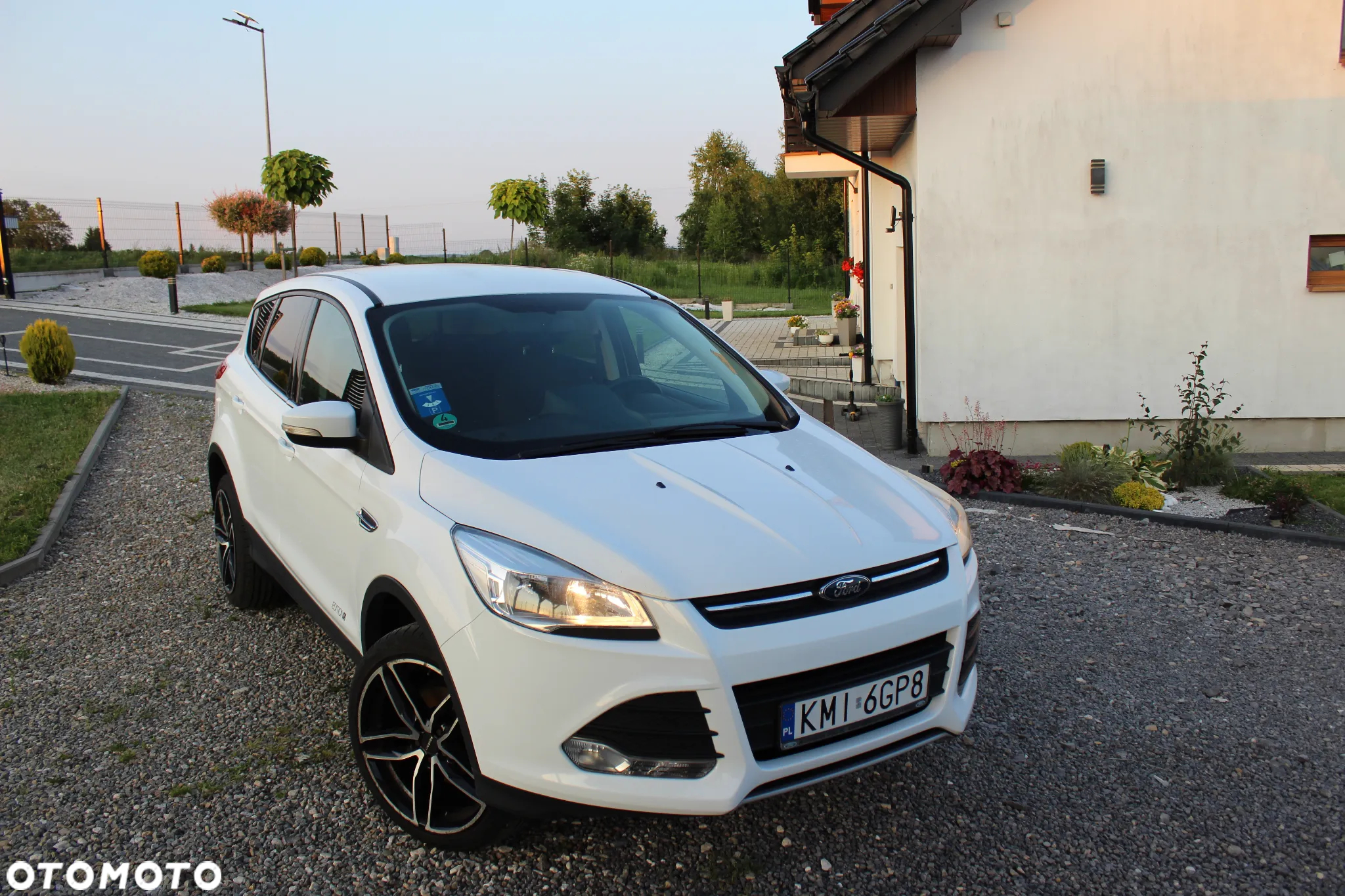 Ford Kuga - 3
