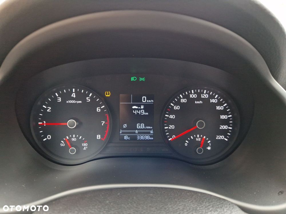 Kia Rio - 12