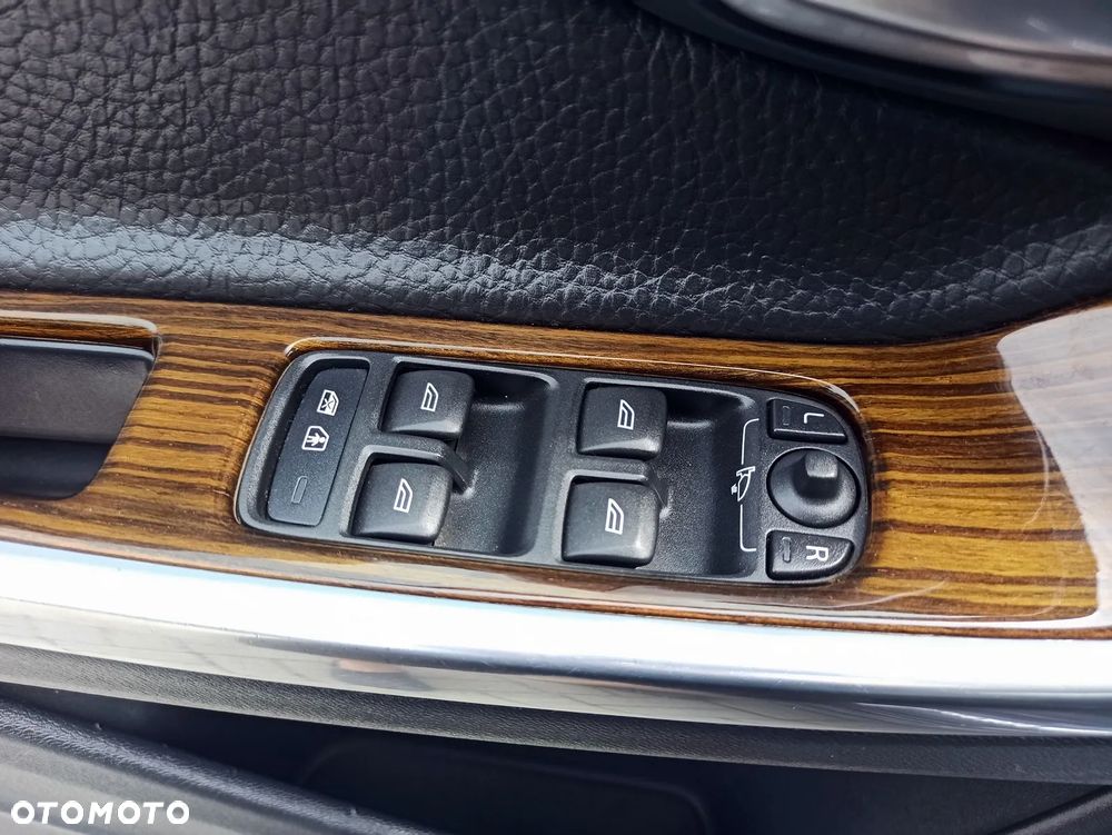 Volvo S60 D3 Summum - 30