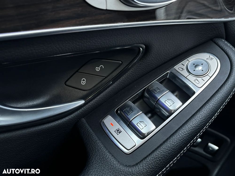 Mercedes-Benz GLC 300 4MATIC MHEV - 23