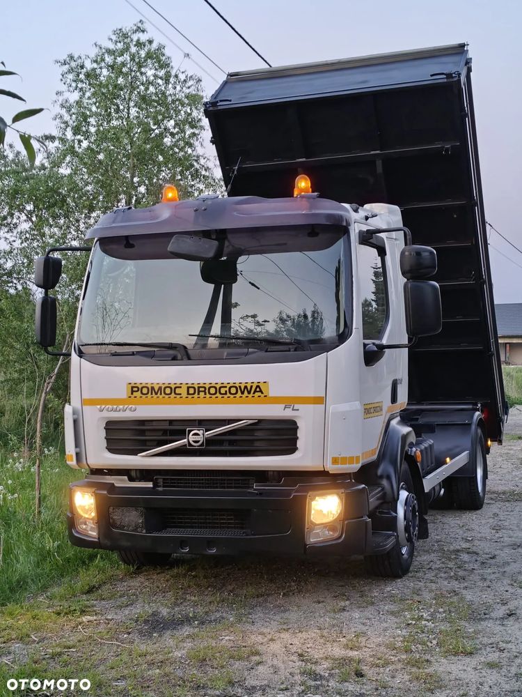 Volvo FL 12.240 - 9