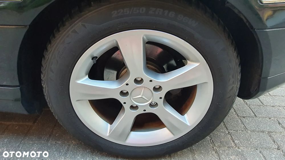 Mercedes-Benz Klasa C 200 Kompressor Automatik - 22