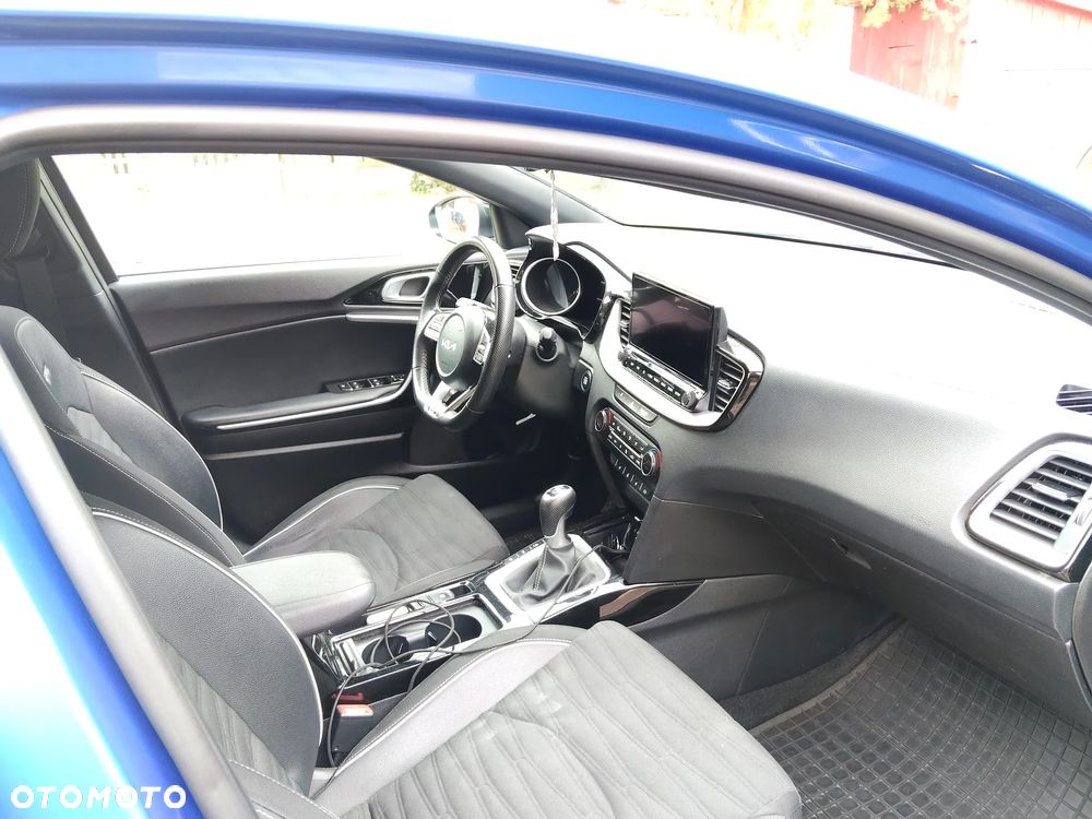 Kia ProCeed 1.5 T-GDI GT Line - 23