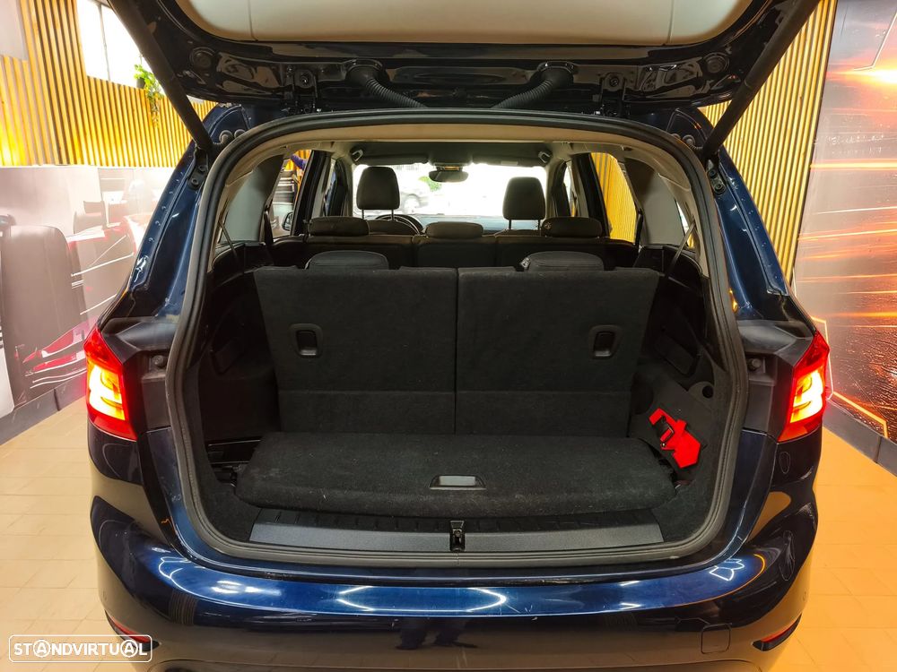 BMW 216 Gran Tourer d Aut. Advantage - 24