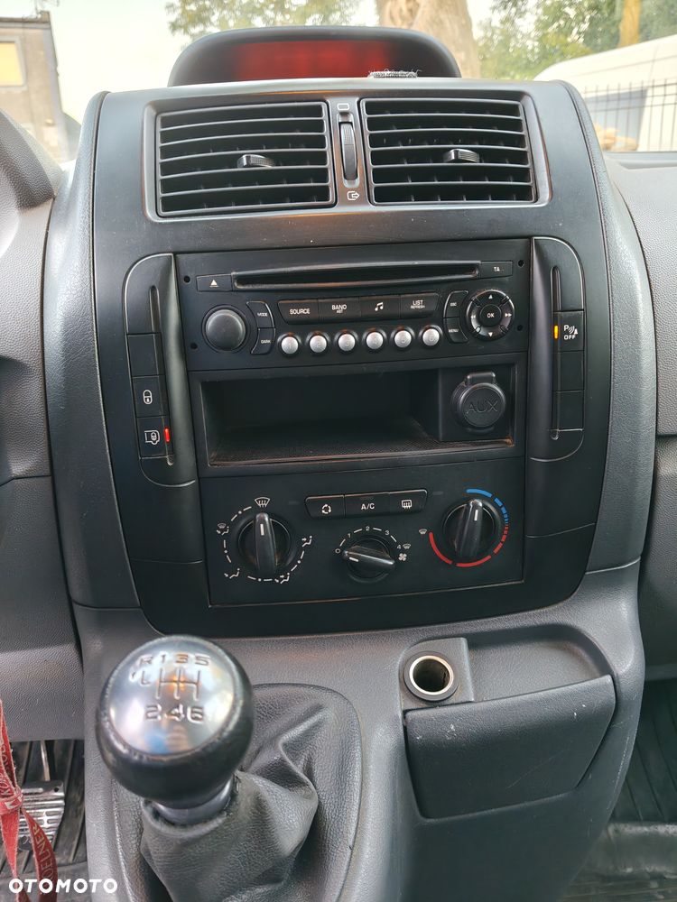 Peugeot Expert - 8