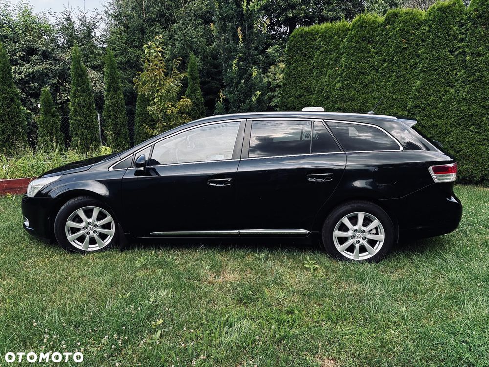 Toyota Avensis 2.0 D-4D Platinium - 18
