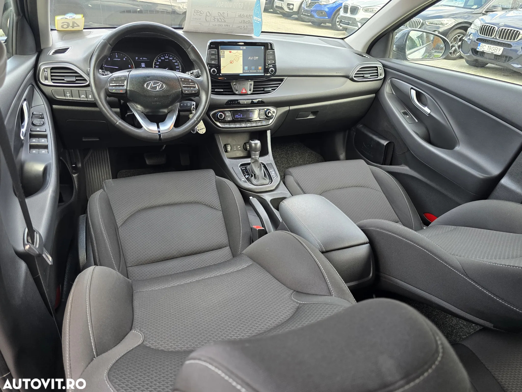 Hyundai i30 Kombi 1.6 CRDI DCT Select - 9