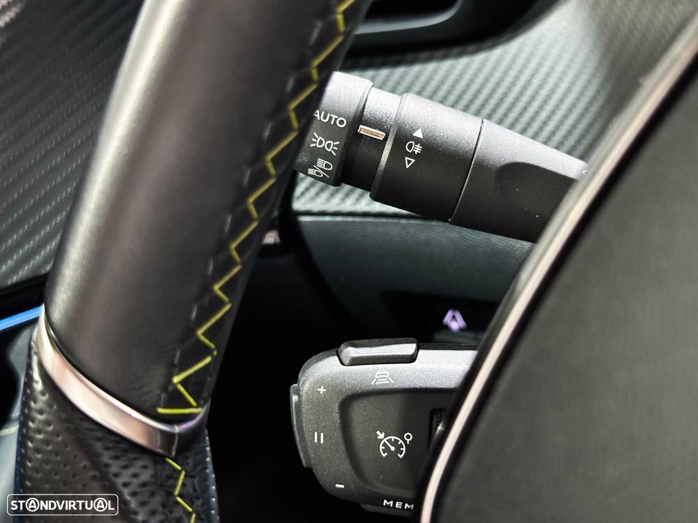 Peugeot e-2008 54 kWh GT - 44