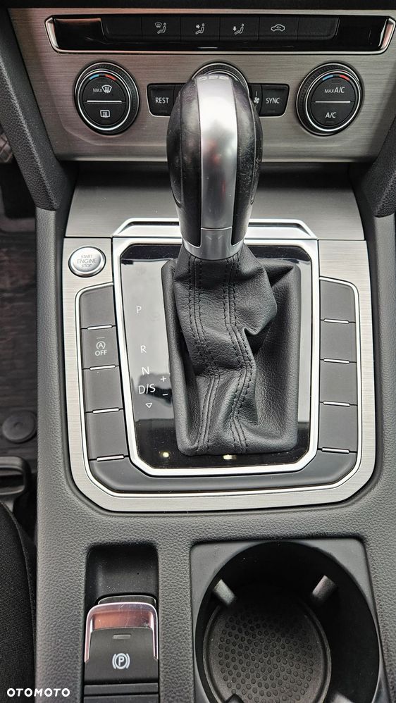 Volkswagen Passat 1.5 TSI EVO Comfortline DSG - 28