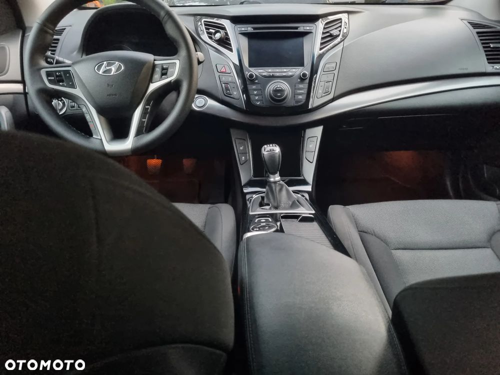 Hyundai i40 - 22