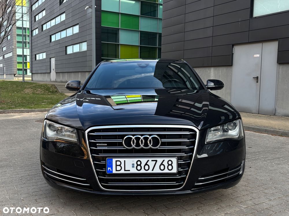 Audi A8 - 1