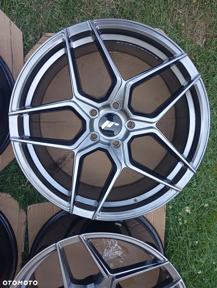 20" Alufelgi Japan Racing JR34 5x120 74.1mm - 72.6mm - 5