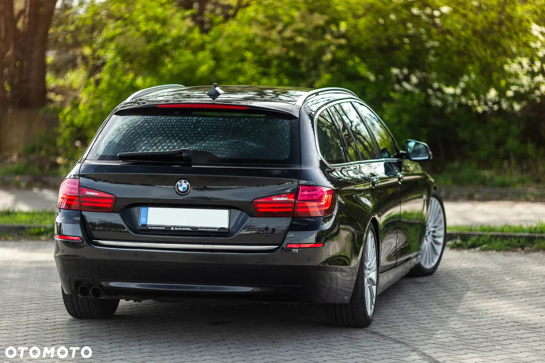 BMW Seria 5 530d xDrive Luxury Line - 10