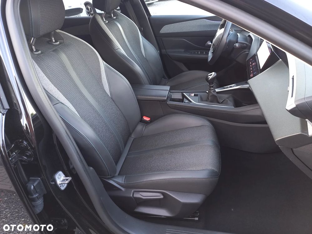 Peugeot 308 BlueHDi 130 Stop & Start Allure Pack - 20