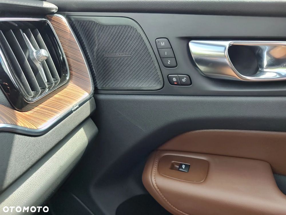 Volvo XC 60 T5 AWD Geartronic Inscription - 16
