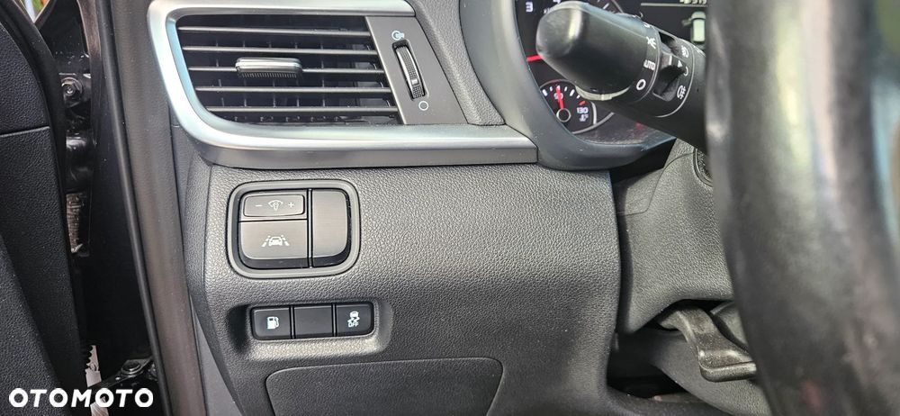 Kia Optima 1.6 T-GDI L DCT - 20