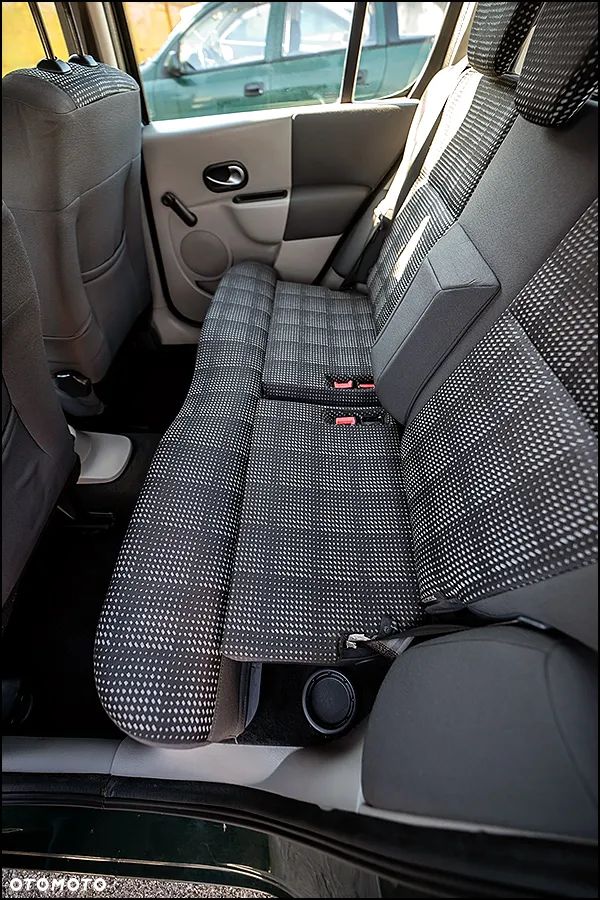 Renault Modus - 31