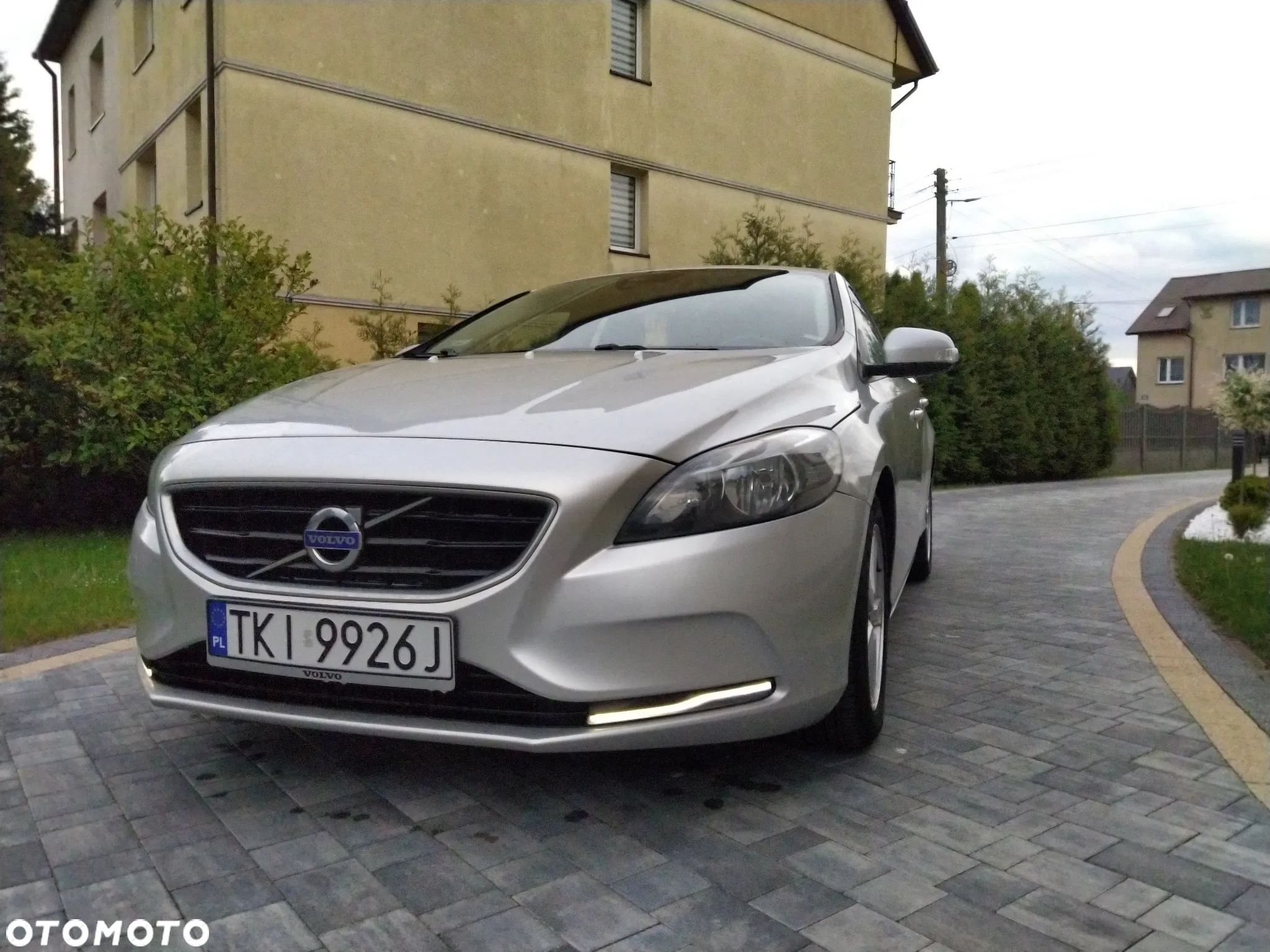 Volvo V40 D2 - 9
