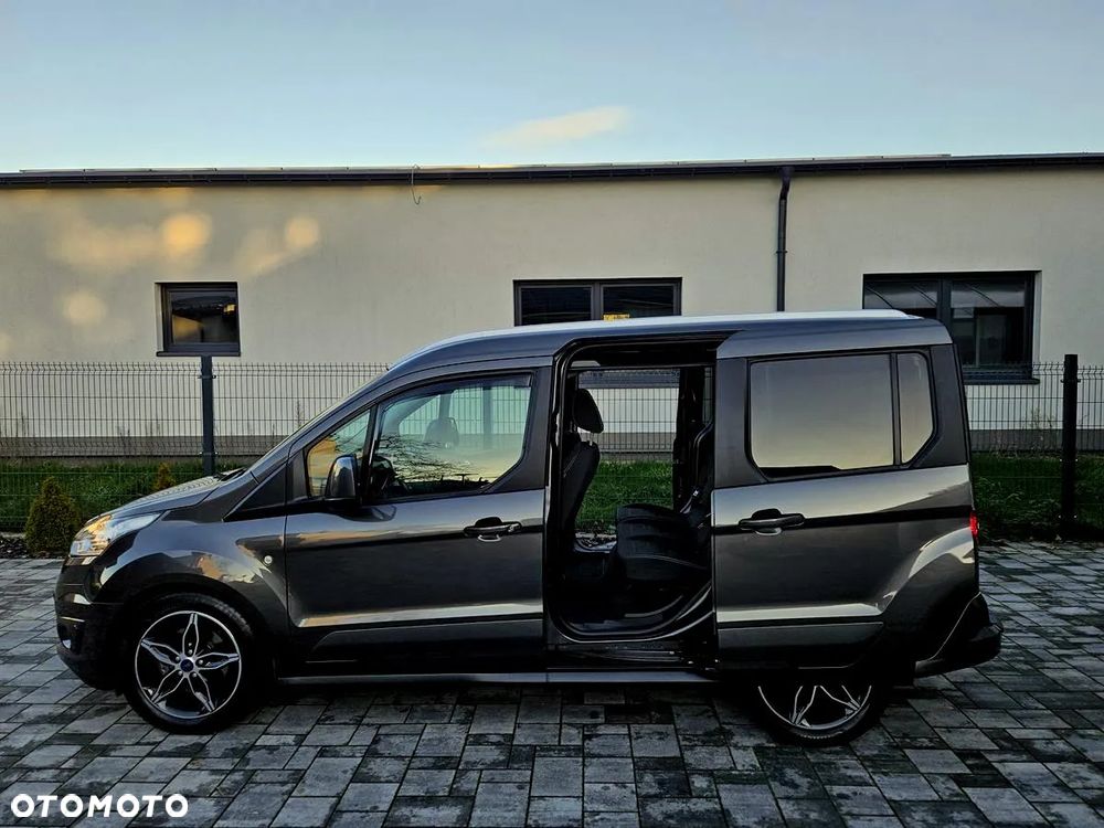 Ford Tourneo Connect 1.5 TDCi Start-Stop Titanium - 19