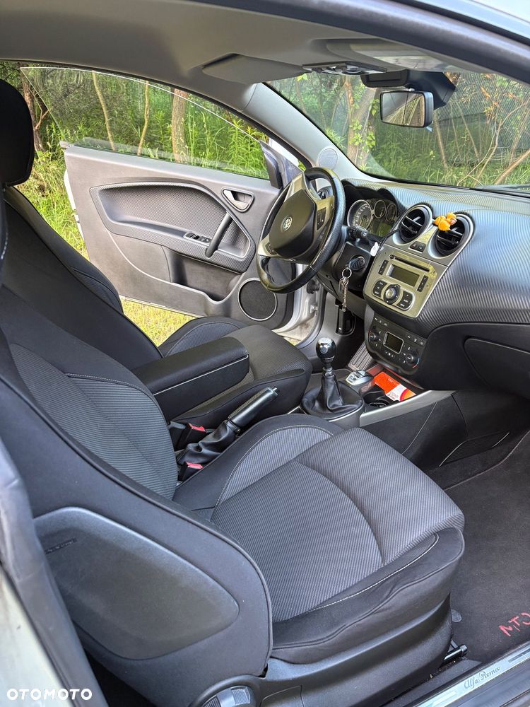Alfa Romeo Mito 1.4 MultiAir Distinctive - 8