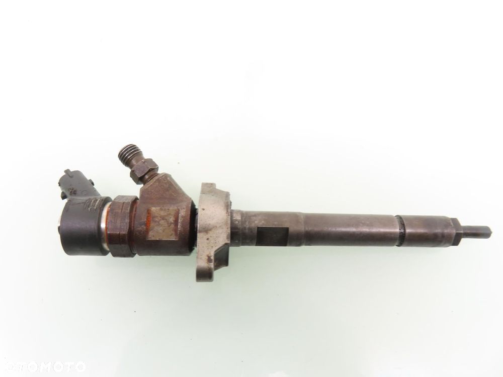 WTRYSKIWACZ PEUGEOT PARTNER I 1.6 HDi 0445110239 - 1