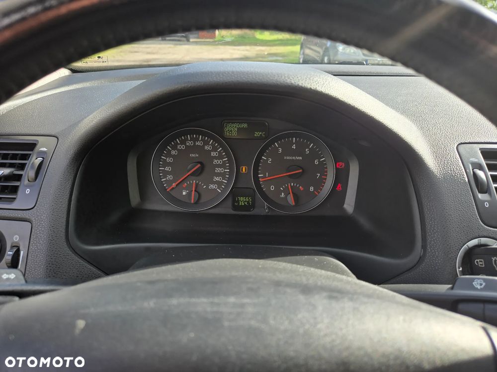 Volvo S40 2.0 RDesign - 15