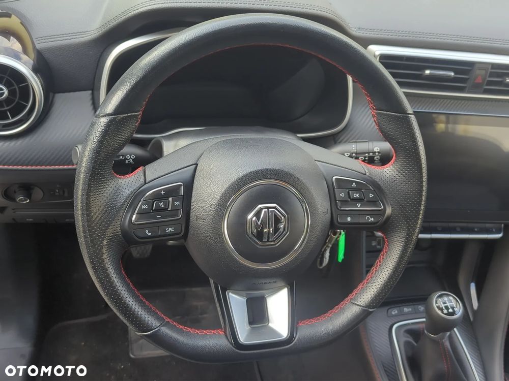 MG ZS ICE 1.5 VTI-tech Luxury - 11