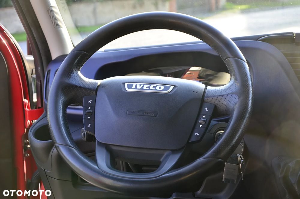Iveco Daily 35S18 - 18