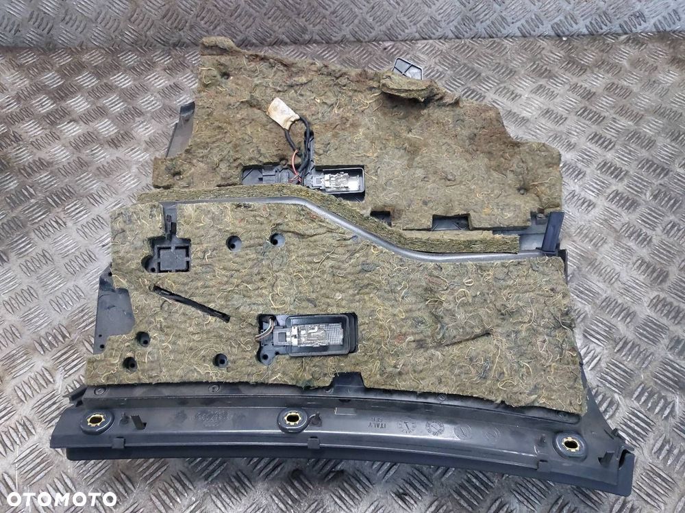 SCHOWEK PASAŻERA AUDI A6 C5 4B1857035AD - 2