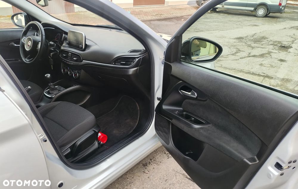 Fiat Tipo 1.4 T-Jet Lounge - 20