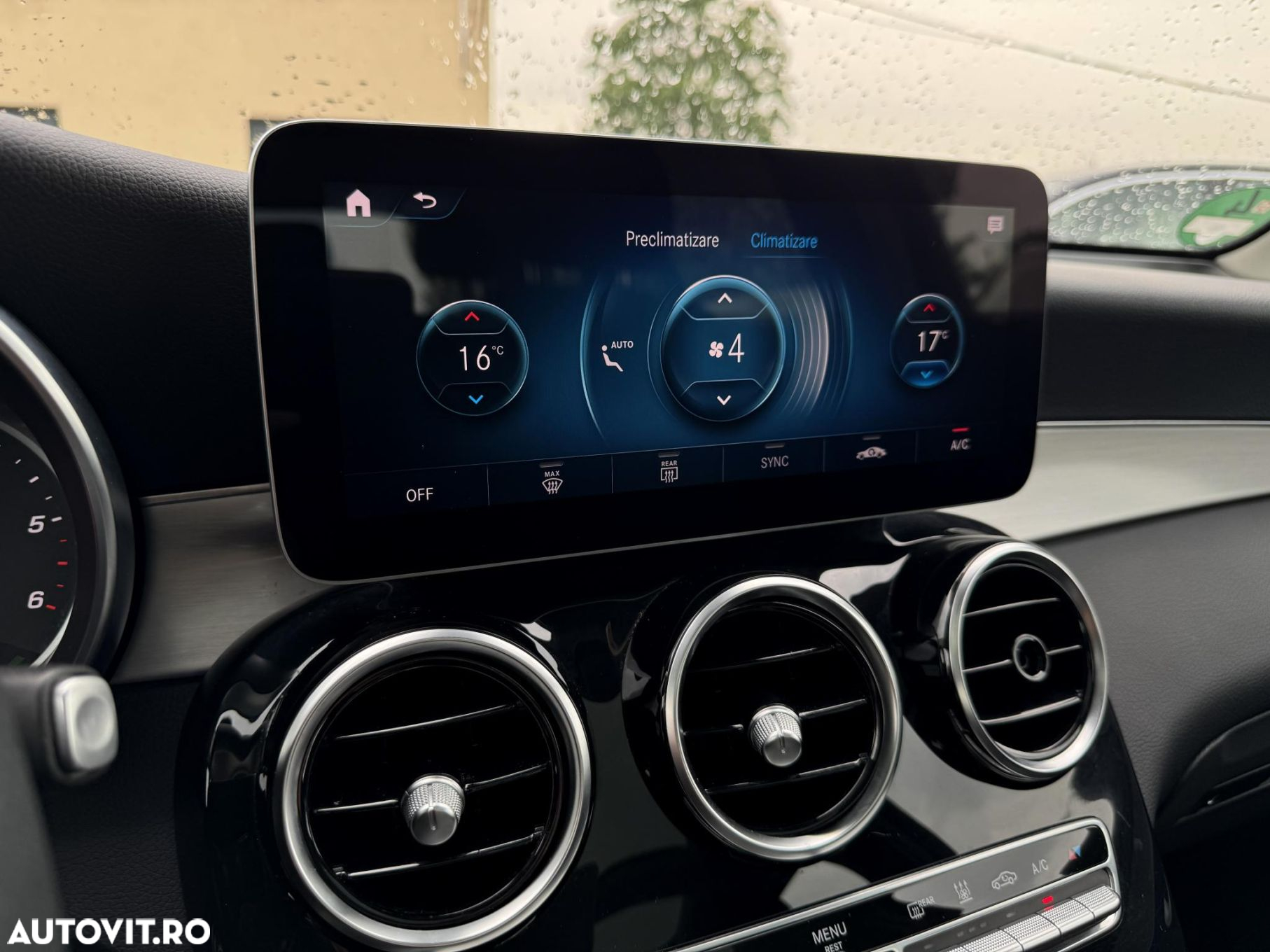 Mercedes-Benz GLC - 15