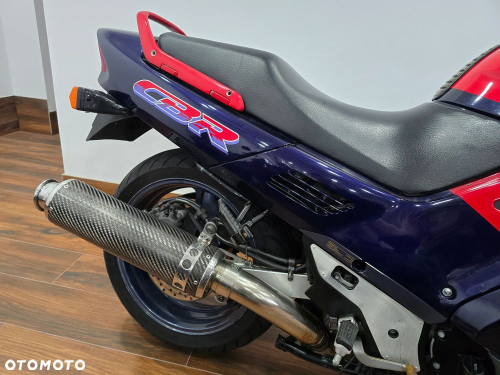 Honda CBR - 12