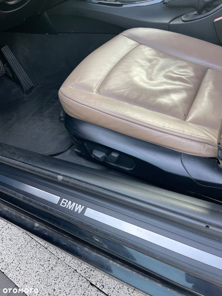 BMW Seria 3 325i M Sport Edition - 18