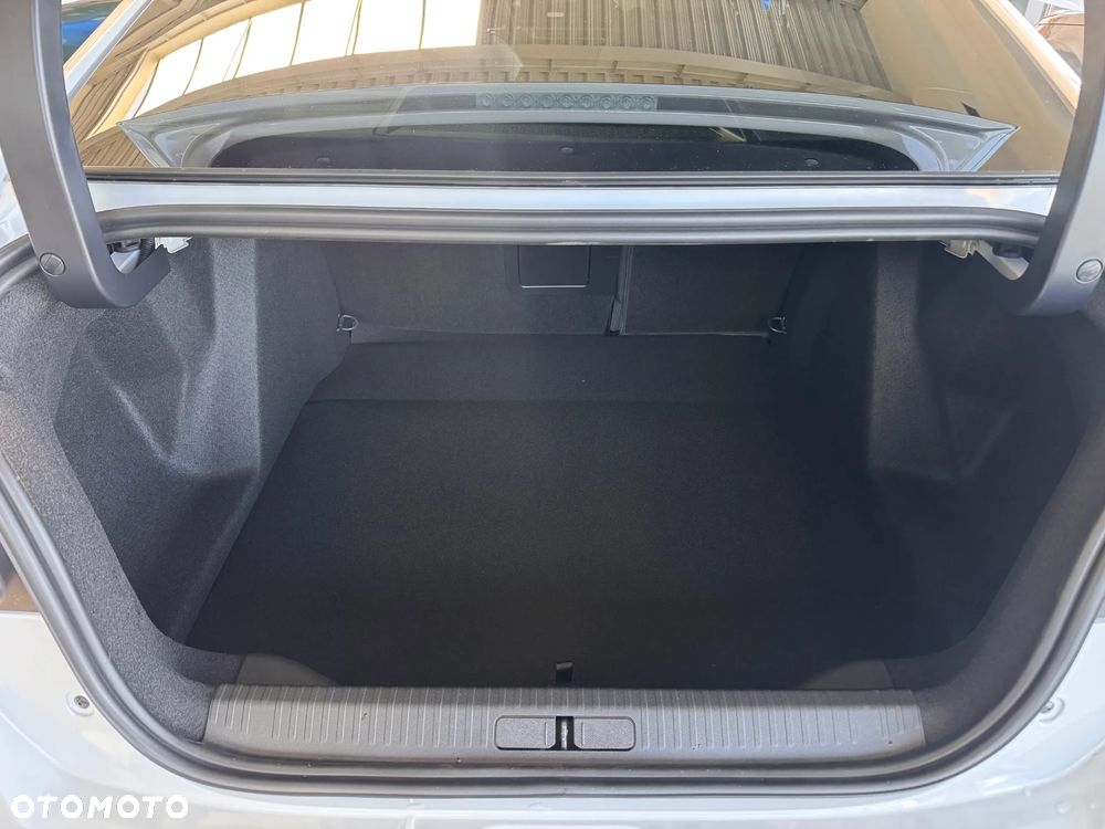 Citroën C4X 1.2 mHEV Max eDCT6 - 16