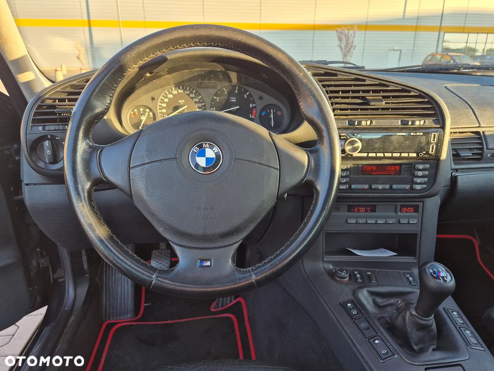 BMW Seria 3 320i - 6