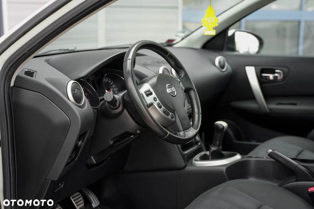 Nissan Qashqai 1.6 Tekna - 10