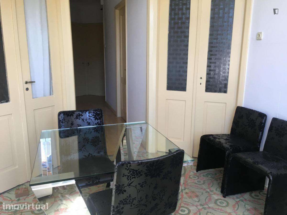 Quarto - localizado em Cedofeita Porto - Grande imagem: 2/27