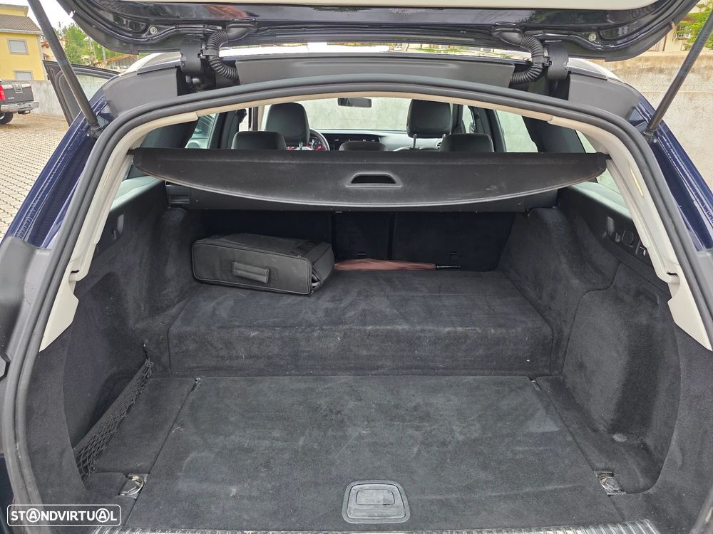 Mercedes-Benz E 300 de 9G-TRONIC Avantgarde - 22