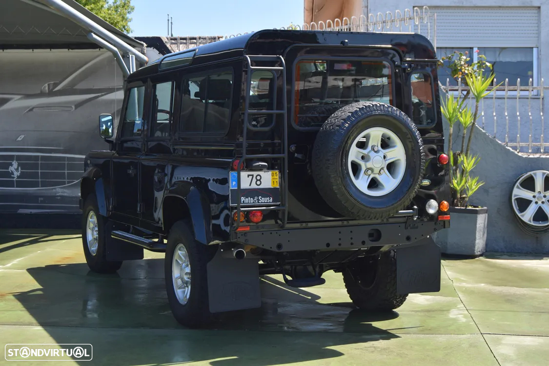 Land Rover Defender 110 SW 2.5 Td5 SE - 16