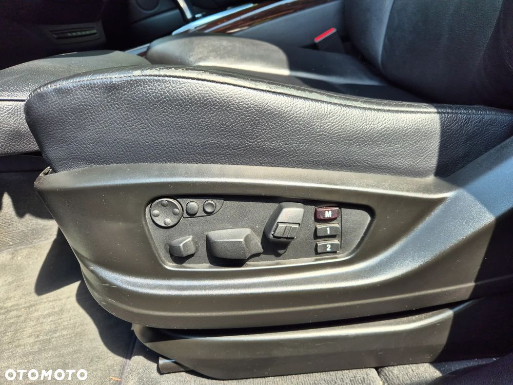 BMW X5 xDrive35i - 19