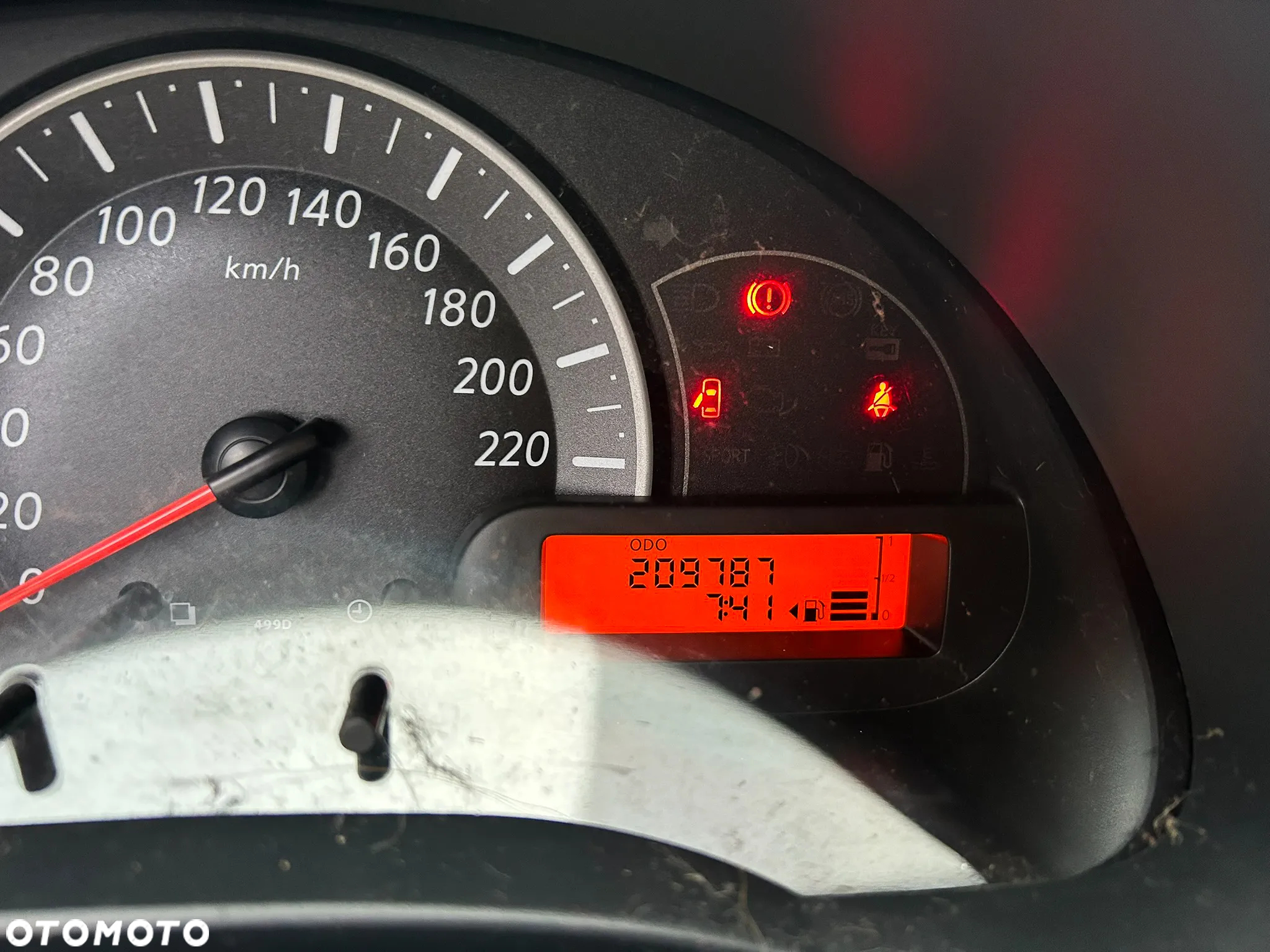 Nissan Micra - 7