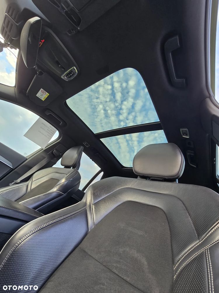 Volvo XC 90 D5 AWD R-Design 7os - 16