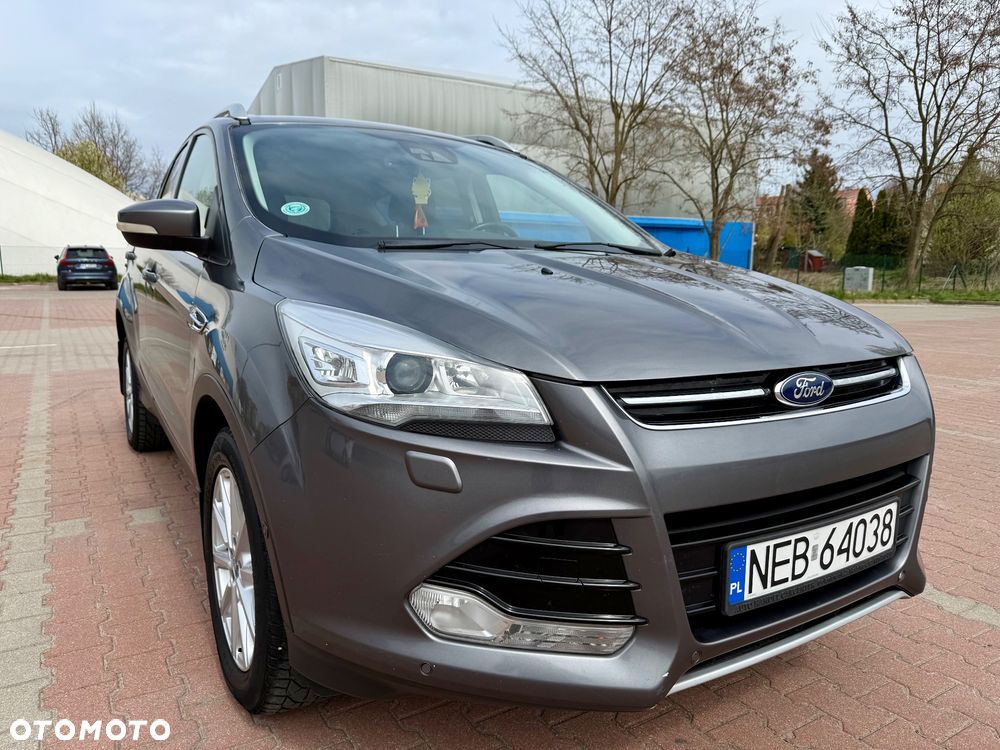 Ford Kuga 2.0 TDCi 2x4 Titanium - 11