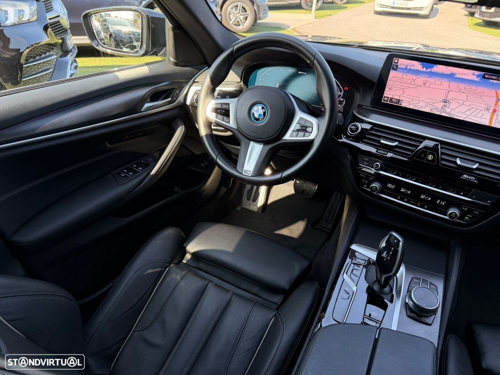 BMW 520 e Pack M - 24