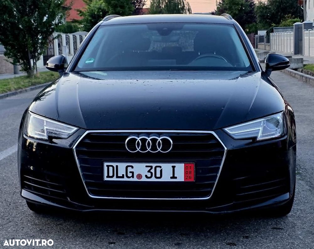 Audi A4 Avant 2.0 TDI S tronic Sport - 2