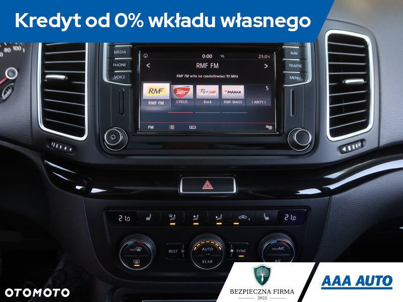 Volkswagen Sharan - 14