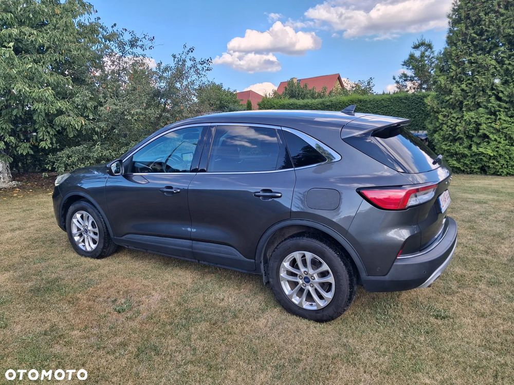 Ford Kuga - 8